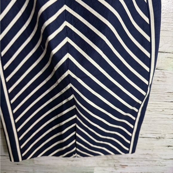 J. Crew Navy and Cream Striped Pencil Skirt size 2 - Picture 5 of 6